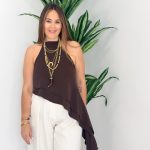 Top Luisa Asimetrico Marrón